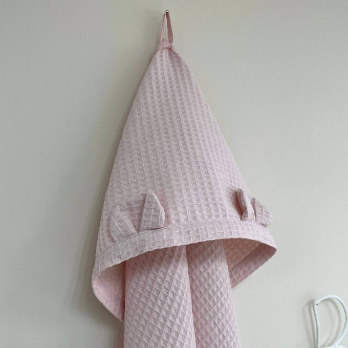 Prosop bebe copii cu gluga din tesatura de vafe, roz (3)